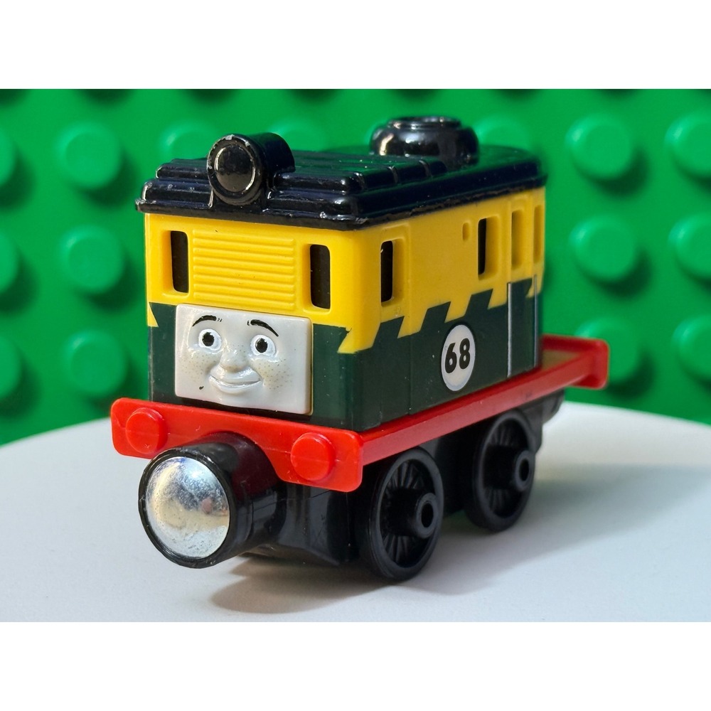 Thomas Friends Take-n-Play Philip Diesel Boxcab Engine 68 Mattel DGF43 Diecast